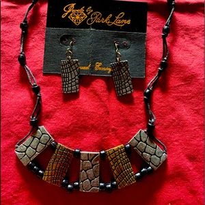Jewelry by Park Lane necklace & earrings